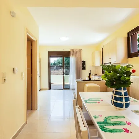 Cretan Royalty 3*